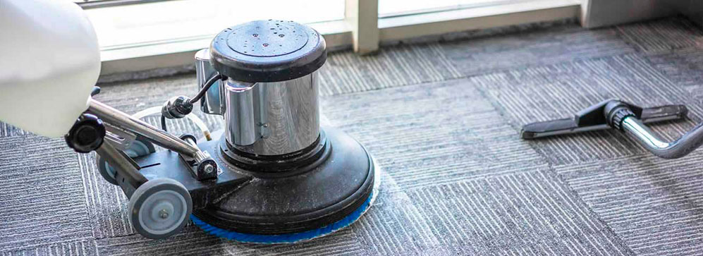 Коли необхідна суха чистка ковроліну